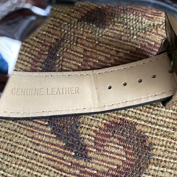 Brand new “Ice Ice Volcano” Genuine Diamonds Bezel Large Face Men’s Watch. Nice! - Picture 7 of 10